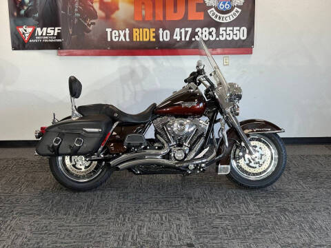 2011-harley-davidson-road-252520king-252520classic